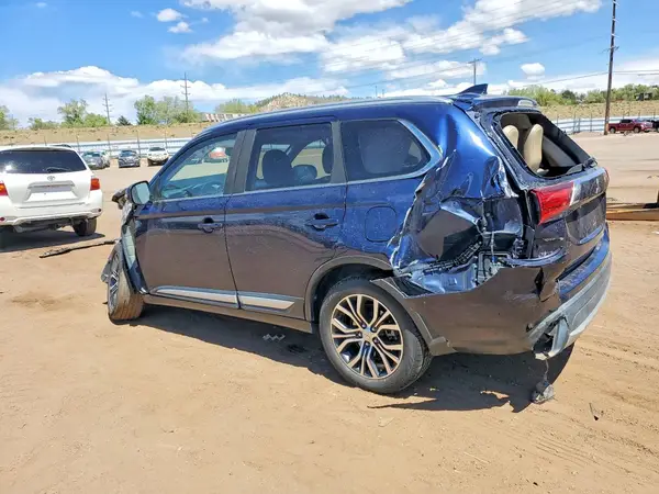 JA4AZ3A35JZ025102 2018 MITSUBISHI OUTLANDER - Image 2