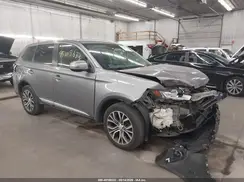 JA4AZ3A35JZ038822 2018 MITSUBISHI OUTLANDER