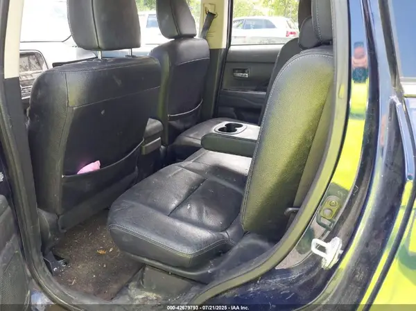 JA4AZ3A35JZ044751 2018 MITSUBISHI OUTLANDER - Image 8