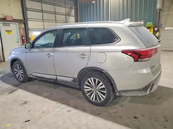 JA4AZ3A35KJ000300 2019 MITSUBISHI OUTLANDER - Image 2