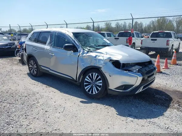JA4AZ3A35KZ003568 2019 MITSUBISHI OUTLANDER - Image 1