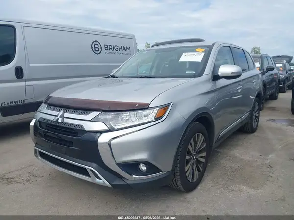 JA4AZ3A35KZ005501 2019 MITSUBISHI OUTLANDER - Image 2