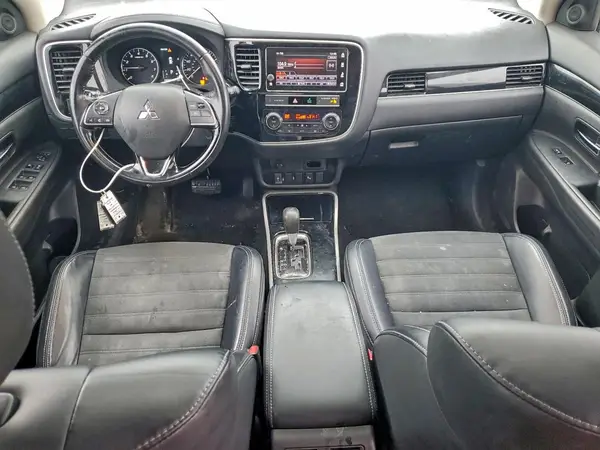JA4AZ3A35KZ018488 2019 MITSUBISHI OUTLANDER - Image 8