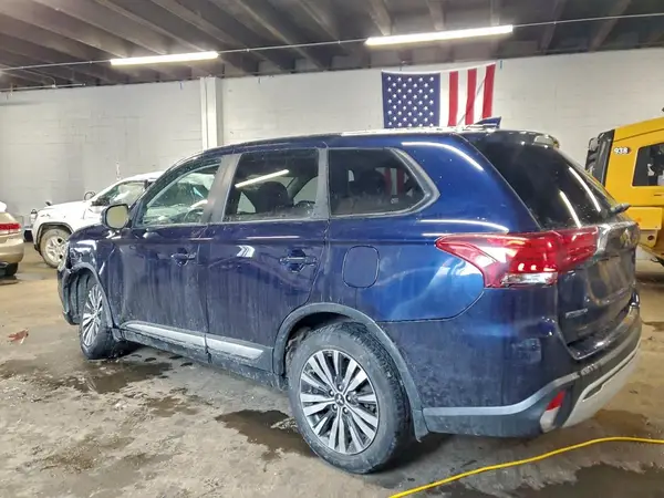 JA4AZ3A35KZ019110 2019 MITSUBISHI OUTLANDER - Image 2
