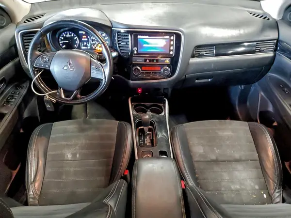 JA4AZ3A35KZ019110 2019 MITSUBISHI OUTLANDER - Image 8