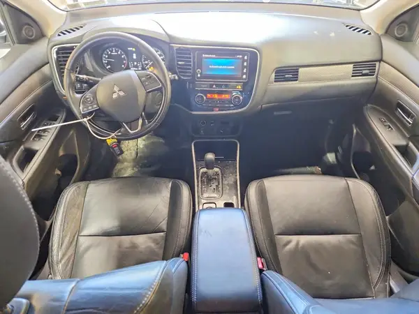 JA4AZ3A35KZ022931 2019 MITSUBISHI OUTLANDER - Image 8