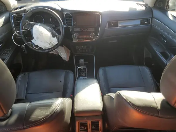 JA4AZ3A35KZ026879 2019 MITSUBISHI OUTLANDER - Image 8