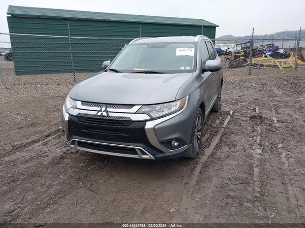 JA4AZ3A35KZ040247 2019 MITSUBISHI OUTLANDER - Image 2