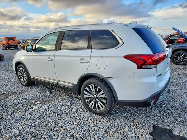 JA4AZ3A35KZ042323 2019 MITSUBISHI OUTLANDER - Image 2