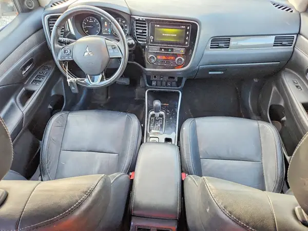 JA4AZ3A35KZ042323 2019 MITSUBISHI OUTLANDER - Image 8