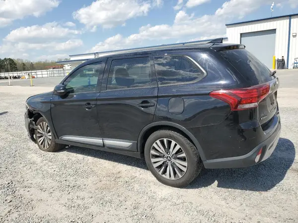 JA4AZ3A35KZ044959 2019 MITSUBISHI OUTLANDER - Image 2