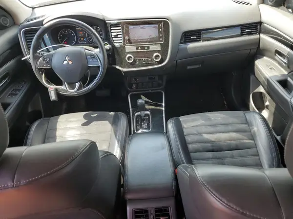 JA4AZ3A35KZ044959 2019 MITSUBISHI OUTLANDER - Image 8