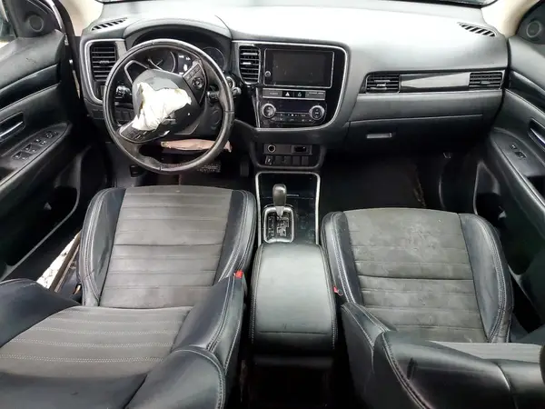 JA4AZ3A35KZ045237 2019 MITSUBISHI OUTLANDER - Image 8
