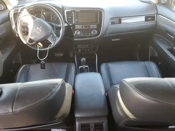 JA4AZ3A35KZ051491 2019 MITSUBISHI OUTLANDER - Image 8