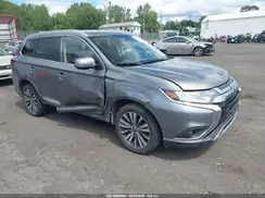 JA4AZ3A35LJ001271 2020 MITSUBISHI OUTLANDER