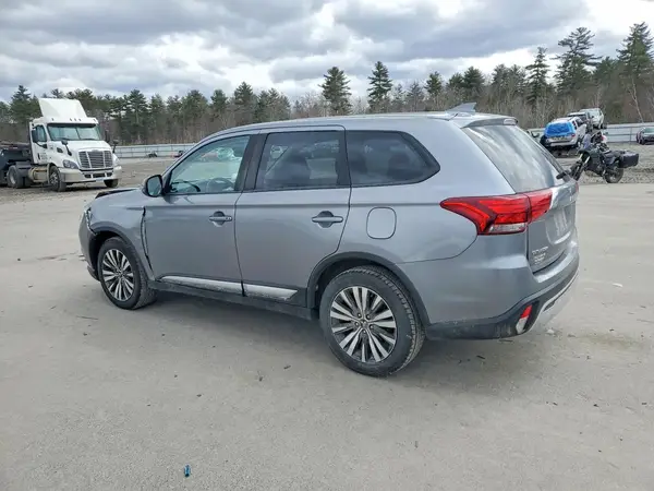 JA4AZ3A35LZ006097 2020 MITSUBISHI OUTLANDER - Image 2