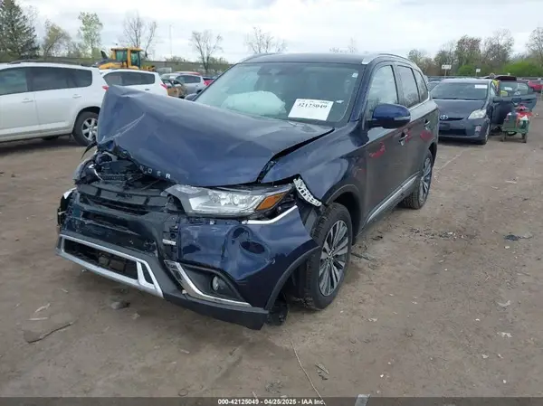 JA4AZ3A35LZ01345 2020 MITSUBISHI OUTLANDER - Image 2