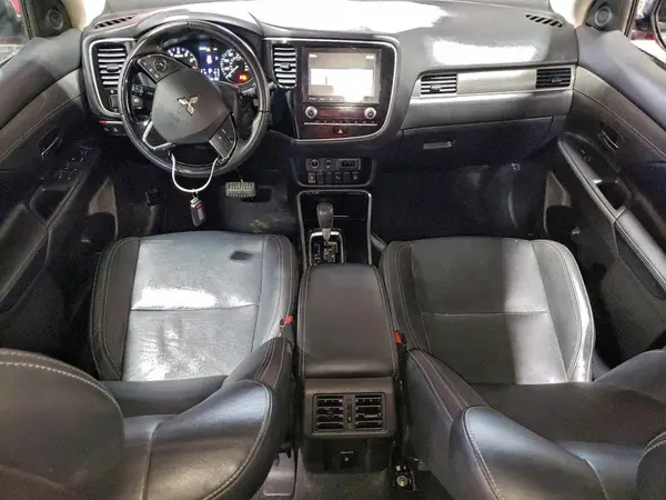 JA4AZ3A35LZ018749 2020 MITSUBISHI OUTLANDER - Image 8