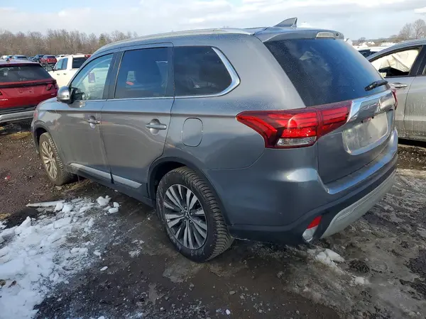 JA4AZ3A35LZ024678 2020 MITSUBISHI OUTLANDER - Image 2