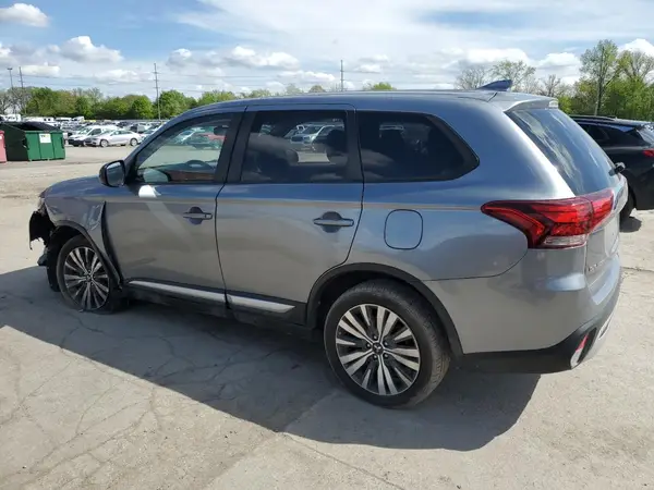 JA4AZ3A35LZ026088 2020 MITSUBISHI OUTLANDER - Image 2