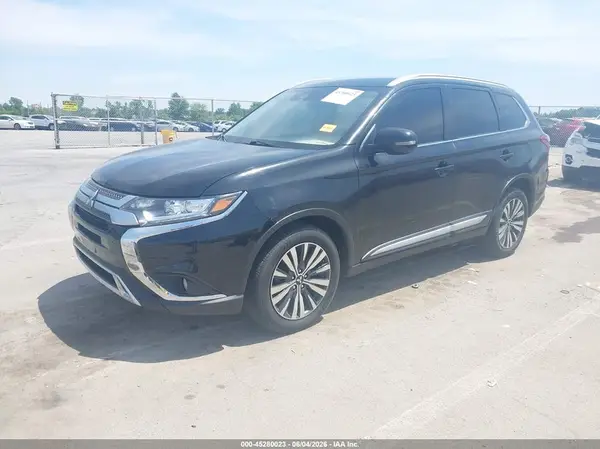 JA4AZ3A35LZ027077 2020 MITSUBISHI OUTLANDER - Image 2