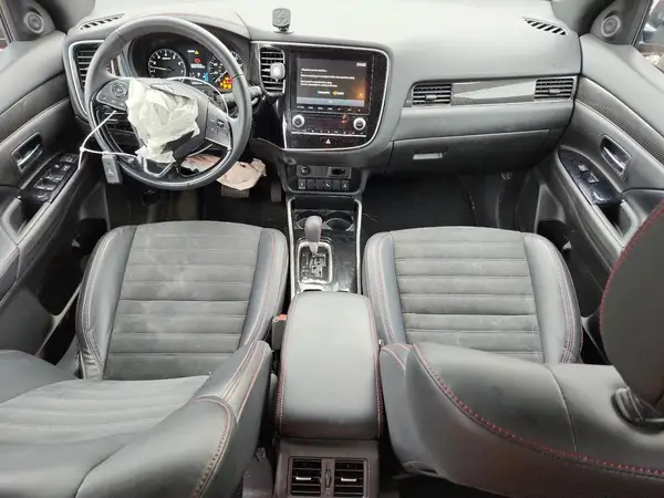 JA4AZ3A35LZ039603 2020 MITSUBISHI OUTLANDER - Image 8