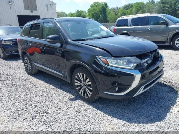 JA4AZ3A35LZ039956 2020 MITSUBISHI OUTLANDER - Image 1