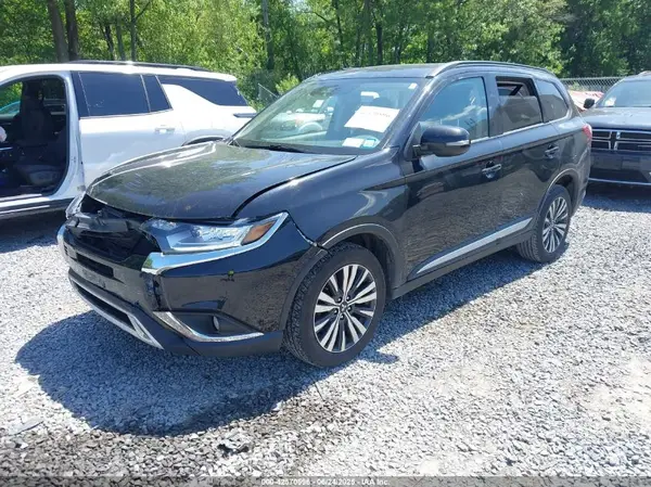 JA4AZ3A35LZ039956 2020 MITSUBISHI OUTLANDER - Image 2