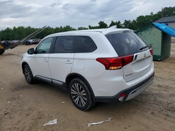 JA4AZ3A35LZ042002 2020 MITSUBISHI OUTLANDER - Image 2