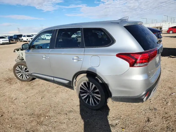 JA4AZ3A35LZ044364 2020 MITSUBISHI OUTLANDER - Image 2