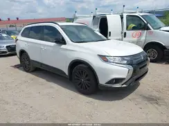 JA4AZ3A35LZ045983 2020 MITSUBISHI OUTLANDER
