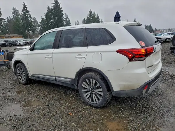 JA4AZ3A35LZ046535 2020 MITSUBISHI OUTLANDER - Image 2