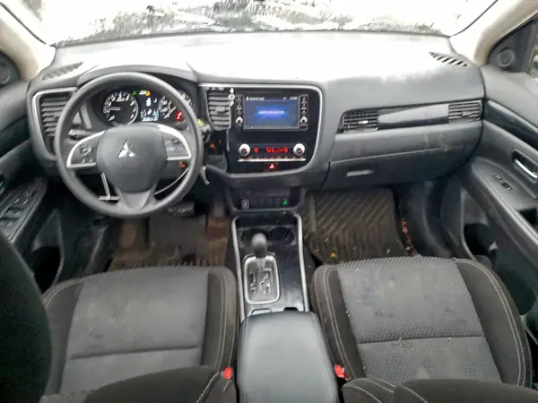 JA4AZ3A35LZ046535 2020 MITSUBISHI OUTLANDER - Image 8