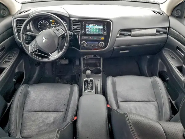 JA4AZ3A36GZ000718 2016 MITSUBISHI OUTLANDER - Image 8