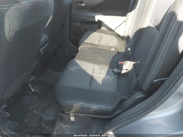 JA4AZ3A36GZ002727 2016 MITSUBISHI OUTLANDER - Image 8
