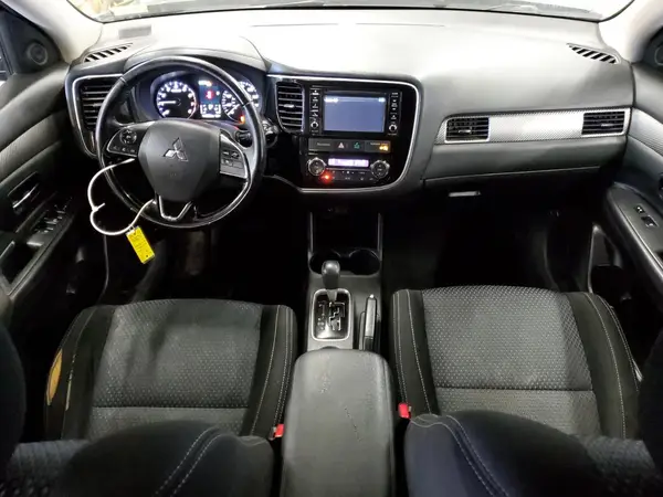 JA4AZ3A36GZ006518 2016 MITSUBISHI OUTLANDER - Image 8