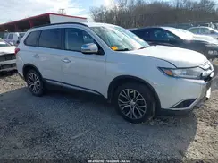JA4AZ3A36GZ008415 2016 MITSUBISHI OUTLANDER