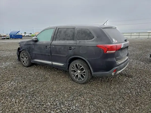 JA4AZ3A36GZ009645 2016 MITSUBISHI OUTLANDER - Image 2