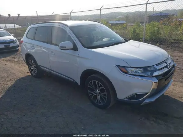 JA4AZ3A36GZ012187 2016 MITSUBISHI OUTLANDER - Image 1