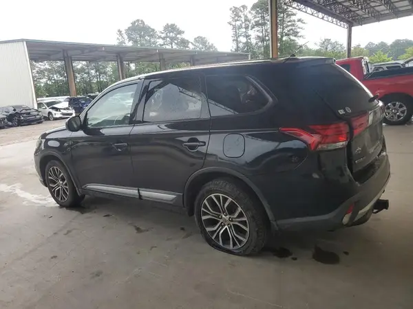 JA4AZ3A36GZ016546 2016 MITSUBISHI OUTLANDER - Image 2