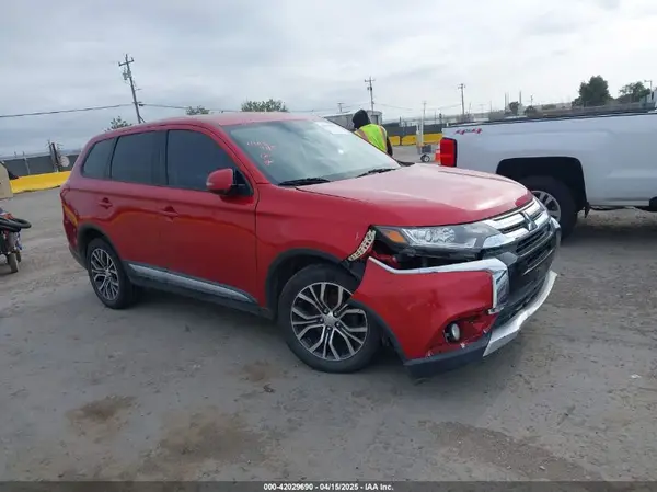 JA4AZ3A36GZ016921 2016 MITSUBISHI OUTLANDER - Image 1