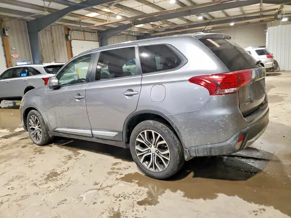 JA4AZ3A36GZ025411 2016 MITSUBISHI OUTLANDER - Image 2