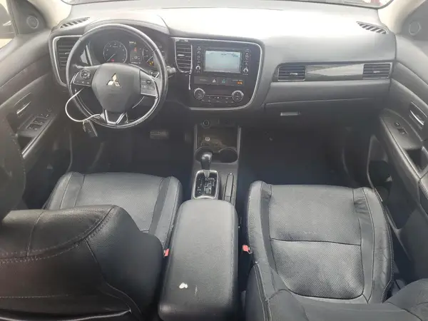 JA4AZ3A36GZ027630 2016 MITSUBISHI OUTLANDER - Image 8