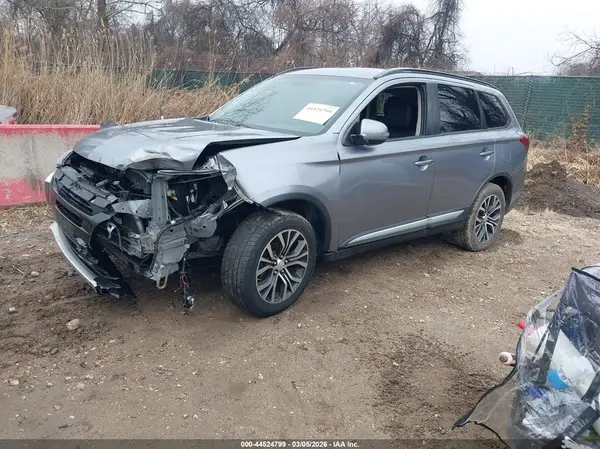 JA4AZ3A36GZ036120 2016 MITSUBISHI OUTLANDER - Image 2