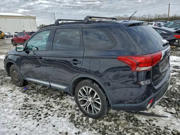 JA4AZ3A36GZ036134 2016 MITSUBISHI OUTLANDER - Image 2