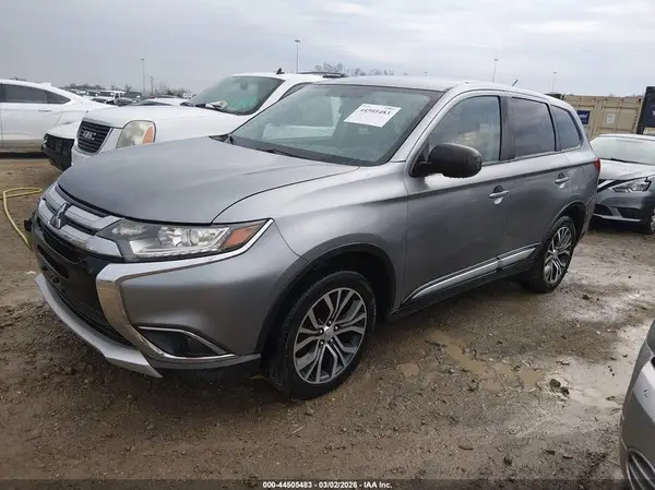 JA4AZ3A36GZ041124 2016 MITSUBISHI OUTLANDER - Image 2