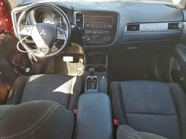 JA4AZ3A36GZ041544 2016 MITSUBISHI OUTLANDER - Image 8