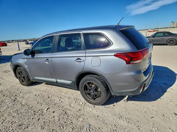 JA4AZ3A36GZ045383 2016 MITSUBISHI OUTLANDER - Image 2