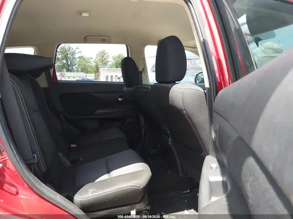 JA4AZ3A36GZ052284 2016 MITSUBISHI OUTLANDER - Image 8