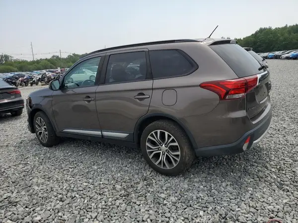 JA4AZ3A36GZ057744 2016 MITSUBISHI OUTLANDER - Image 2